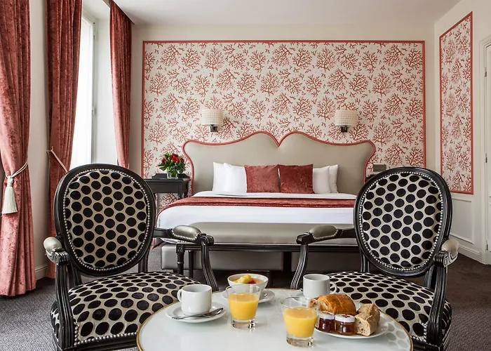 Hotel Saint-Petersbourg Opera & Spa